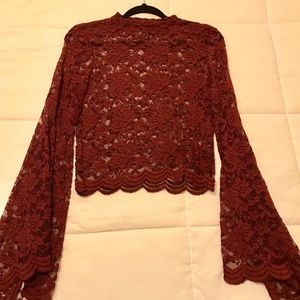 💥 MAROON LACED CROP TOP 💥